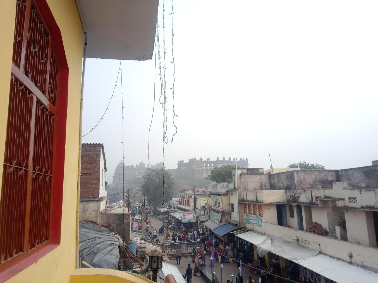 Hotel Shri Mahant Orchha 5 Mint Walking From Ram Raja Temple Buitenkant foto